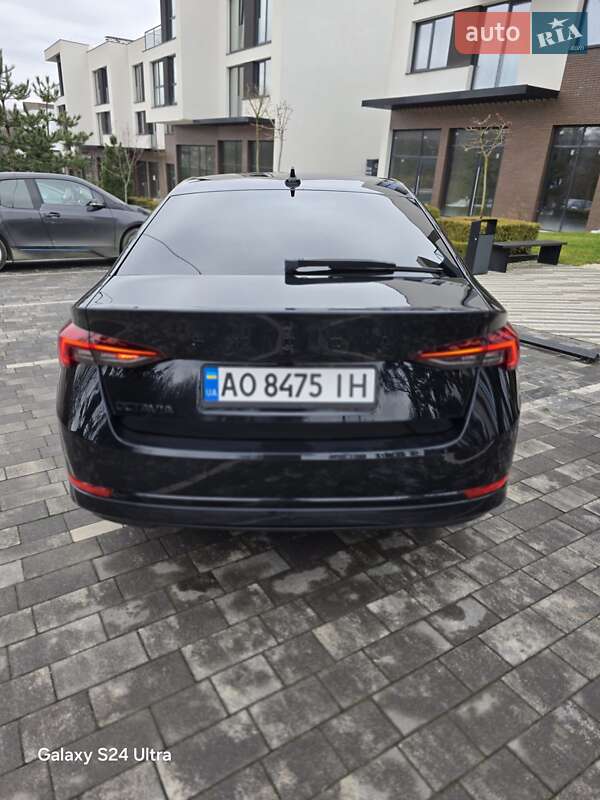 Лифтбек Skoda Octavia 2020 в Ужгороде