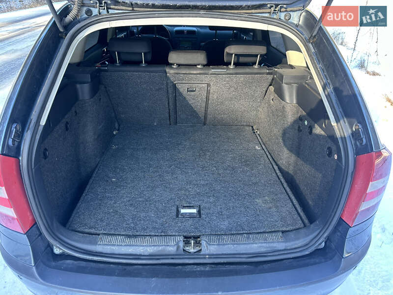 Универсал Skoda Octavia 2005 в Богодухове