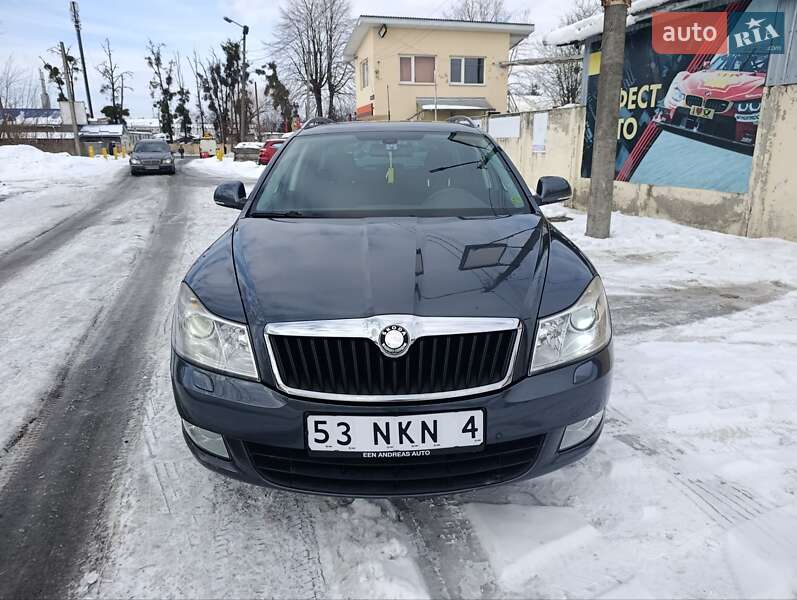 Универсал Skoda Octavia 2010 в Стрые