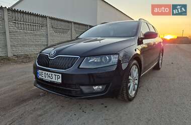 Універсал Skoda Octavia 2015 в Нікополі