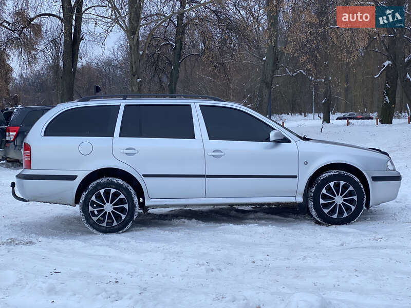 Универсал Skoda Octavia 2008 в Киеве фото 7 Универсал Skoda Octavia 2008 в Киеве