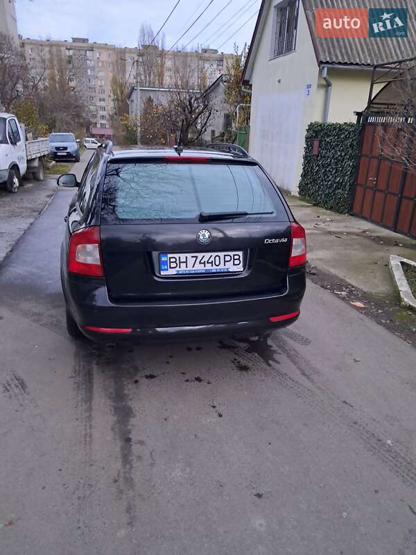 Універсал Skoda Octavia 2011 в Одесі