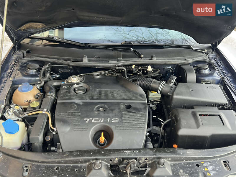 Лифтбек Skoda Octavia 2001 в Тернополе