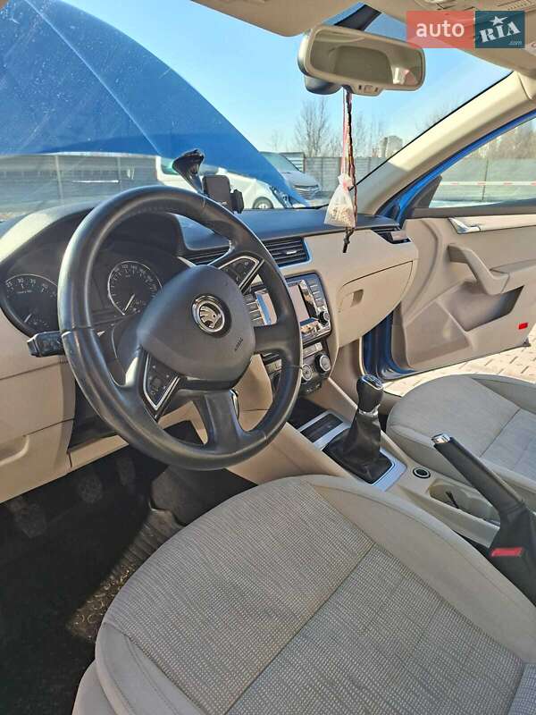 Лифтбек Skoda Octavia 2015 в Одессе