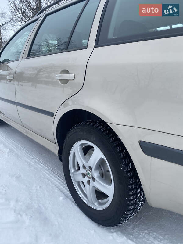 Універсал Skoda Octavia 2004 в Погребище