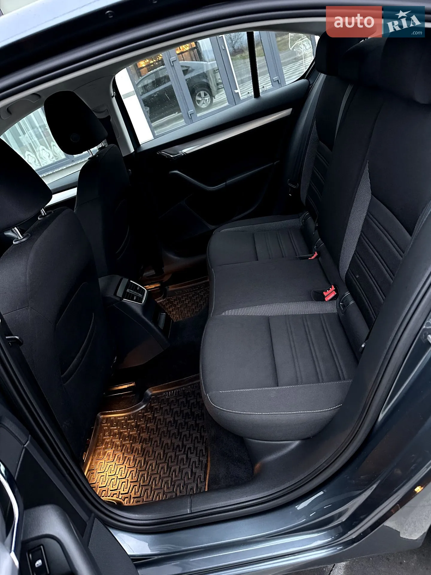 2018 Skoda Octavia - мініатюра 35