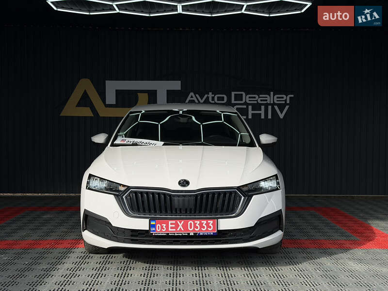 Лифтбек Skoda Octavia 2022 в Тячеве