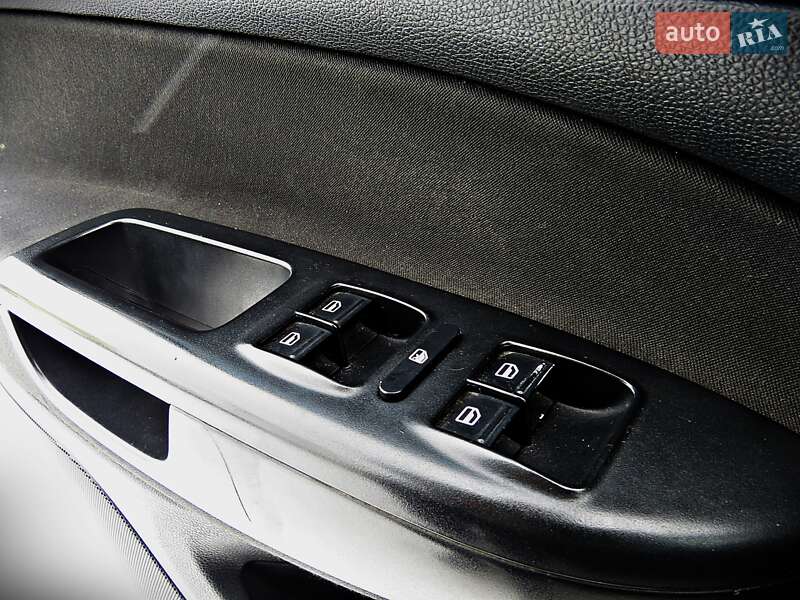 Лифтбек Skoda Octavia 2008 в Черкассах