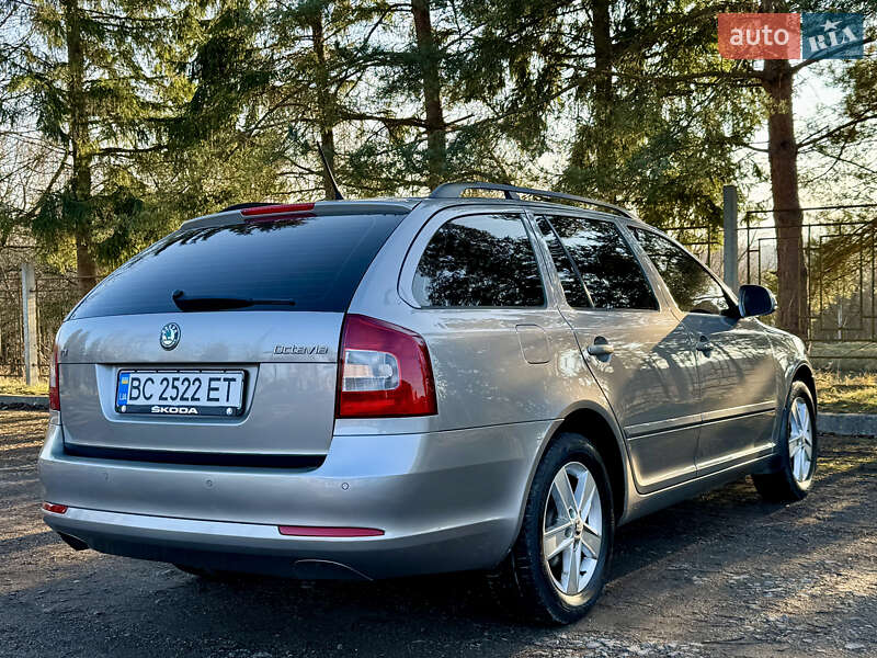 Универсал Skoda Octavia 2011 в Дрогобыче