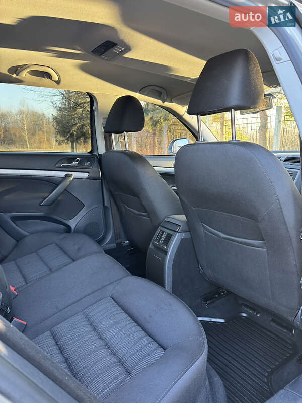 Универсал Skoda Octavia 2011 в Дрогобыче