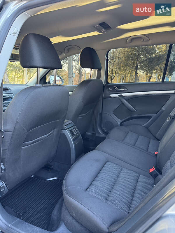 Универсал Skoda Octavia 2011 в Дрогобыче