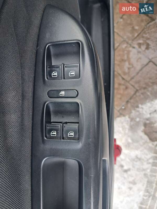 Универсал Skoda Octavia 2011 в Дрогобыче