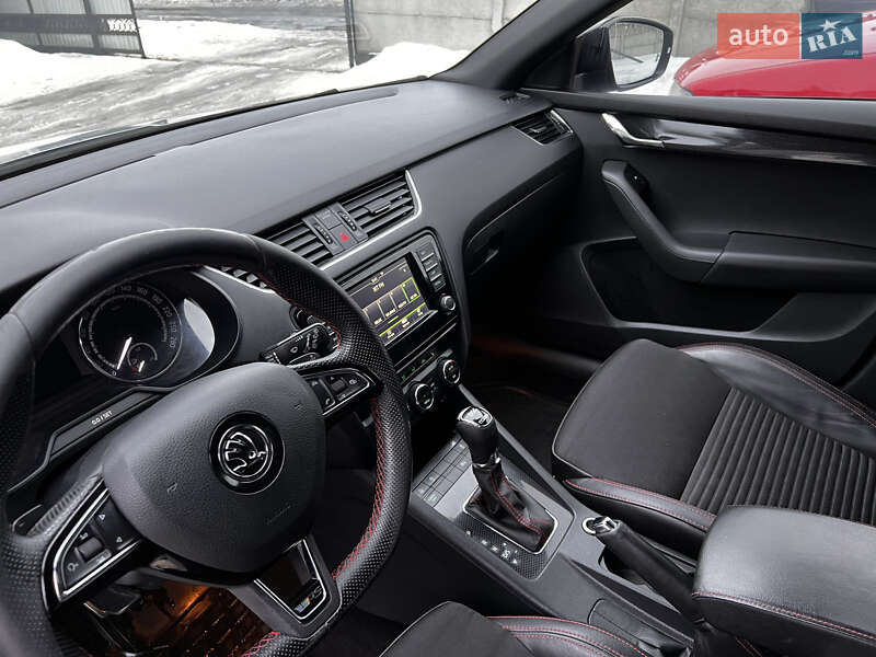 Универсал Skoda Octavia 2015 в Тростянце