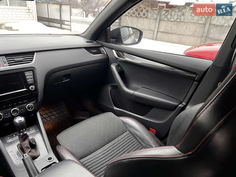 Универсал Skoda Octavia 2015 в Тростянце