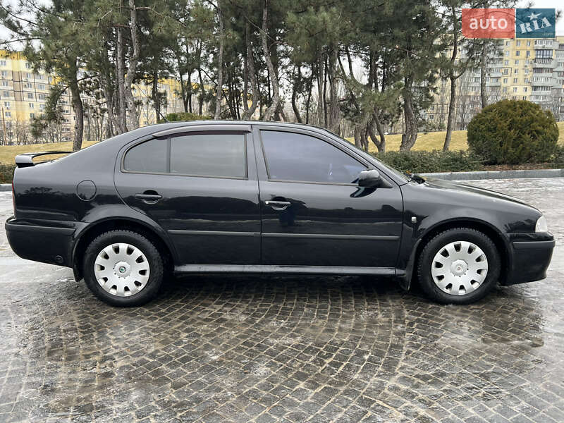 Лифтбек Skoda Octavia 2008 в Днепре
