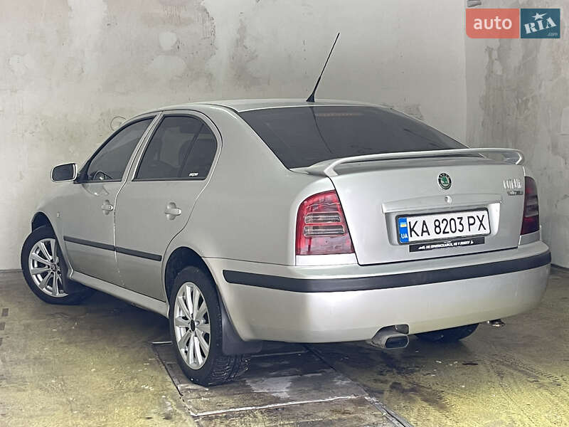 Лифтбек Skoda Octavia 2006 в Киеве