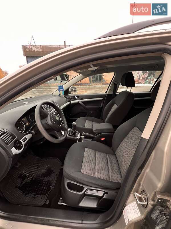 Универсал Skoda Octavia 2011 в Радивилове