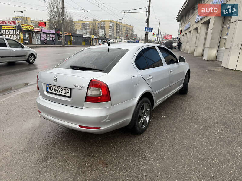 Лифтбек Skoda Octavia 2011 в Днепре фото 4 Лифтбек Skoda Octavia 2011 в Днепре