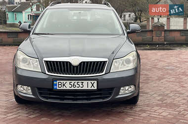 Універсал Skoda Octavia 2010 в Рівному