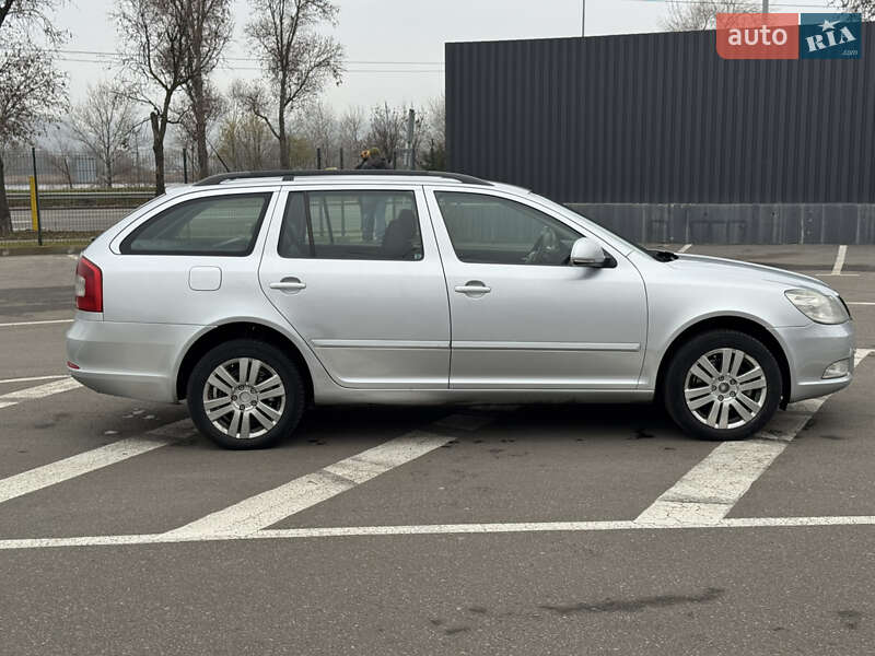 Универсал Skoda Octavia 2010 в Киеве фото 9 Универсал Skoda Octavia 2010 в Киеве