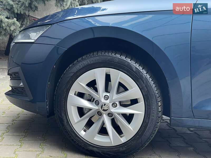 Лифтбек Skoda Octavia 2023 в Одессе