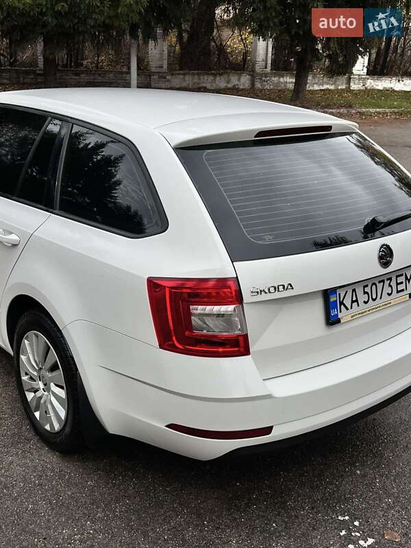 Універсал Skoda Octavia 2017 в Миронівці