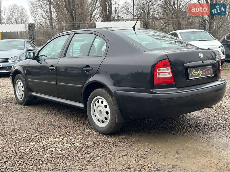 Лифтбек Skoda Octavia 2005 в Одессе