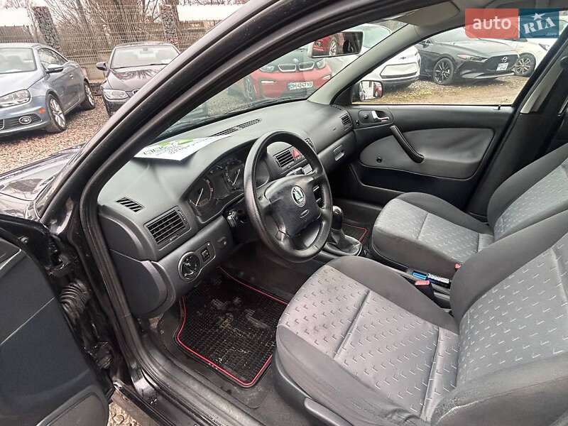 Лифтбек Skoda Octavia 2005 в Одессе