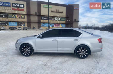 Ліфтбек Skoda Octavia 2014 в Харкові