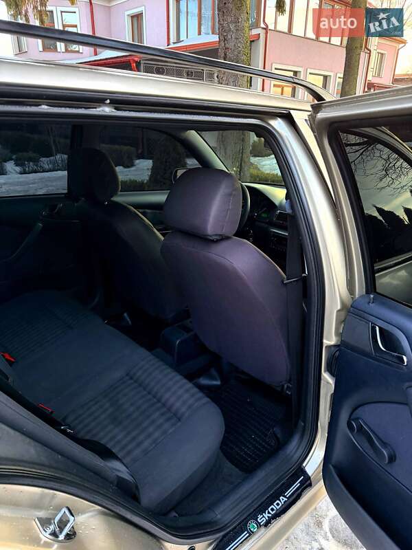 Универсал Skoda Octavia 2005 в Городке