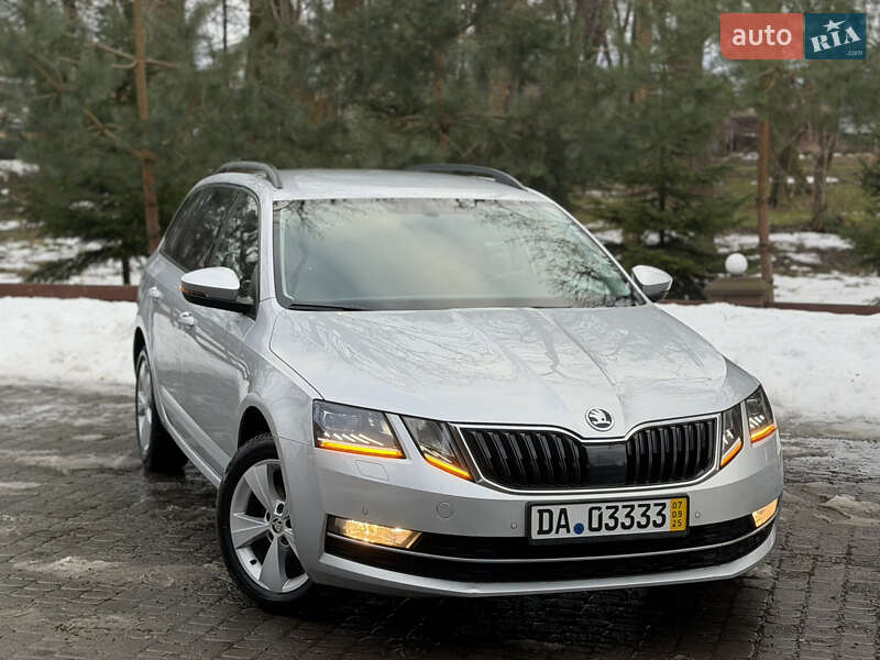 Универсал Skoda Octavia 2019 в Львове