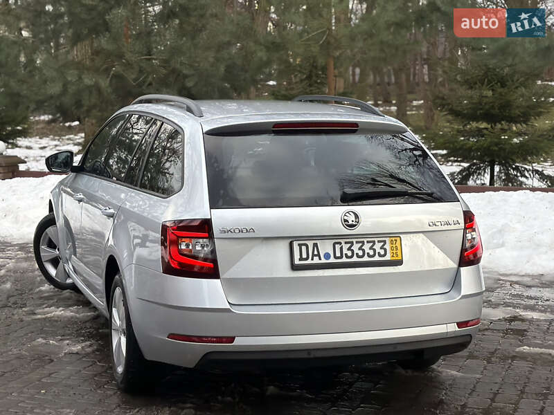 Универсал Skoda Octavia 2019 в Львове