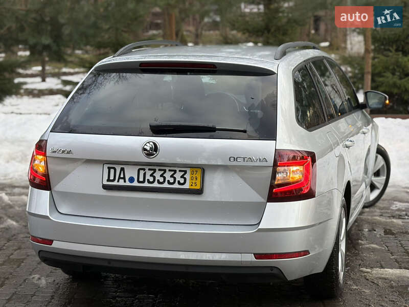 Универсал Skoda Octavia 2019 в Львове