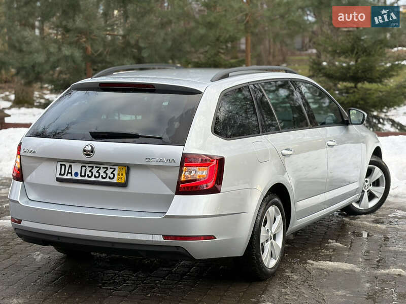 Универсал Skoda Octavia 2019 в Львове