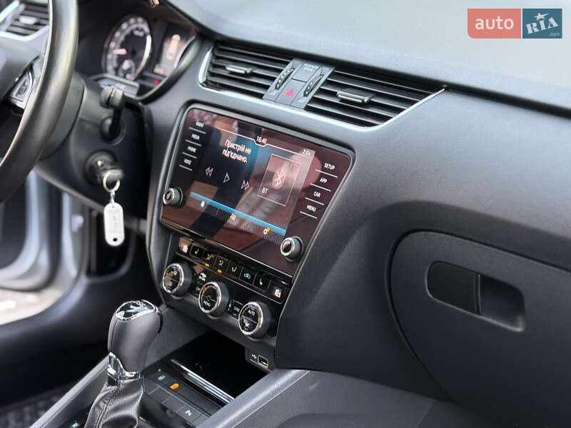Универсал Skoda Octavia 2019 в Львове