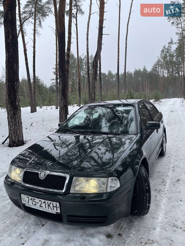 Лифтбек Skoda Octavia 2001 в Бабинцам