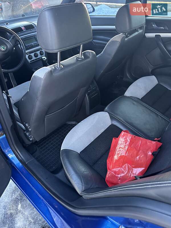 Лифтбек Skoda Octavia 2006 в Львове