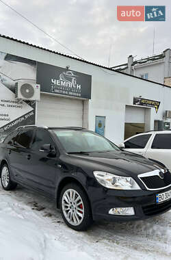 Универсал Skoda Octavia 2010 в Ровно