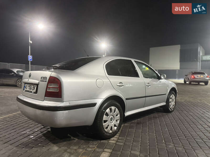 Лифтбек Skoda Octavia 2005 в Мукачево