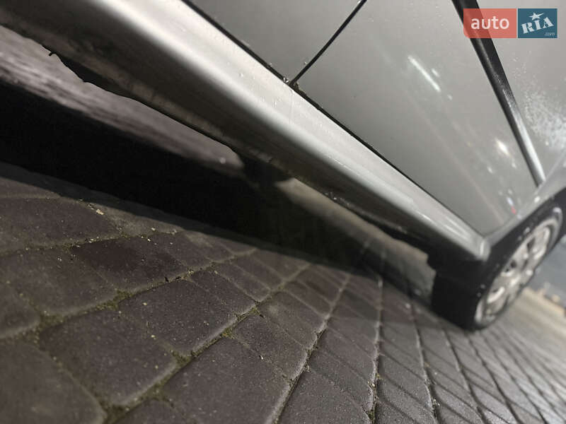 Лифтбек Skoda Octavia 2005 в Мукачево