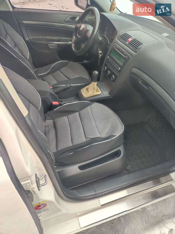 Лифтбек Skoda Octavia 2012 в Каменец-Подольском