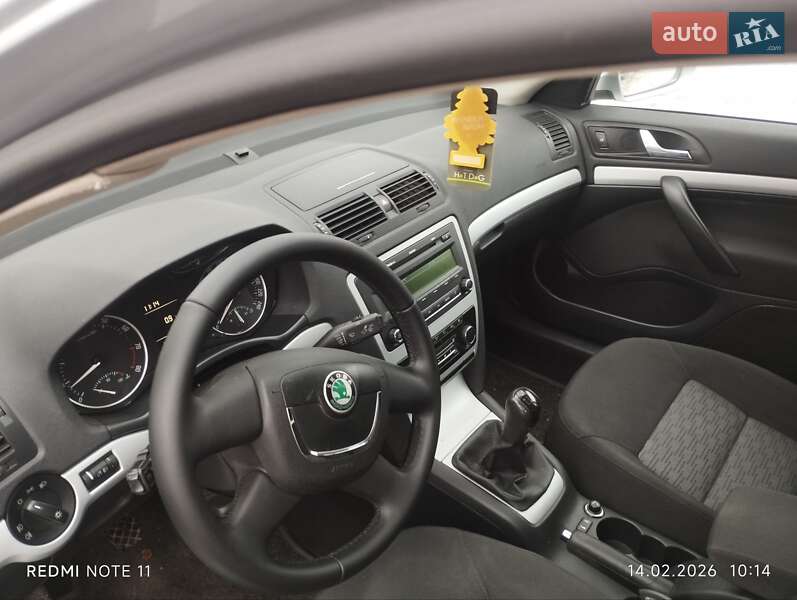 Лифтбек Skoda Octavia 2009 в Конотопе