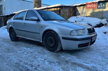 Лифтбек Skoda Octavia 2003 в Киеве