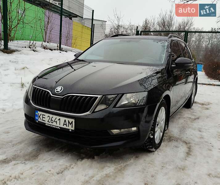 Универсал Skoda Octavia 2018 в Киеве