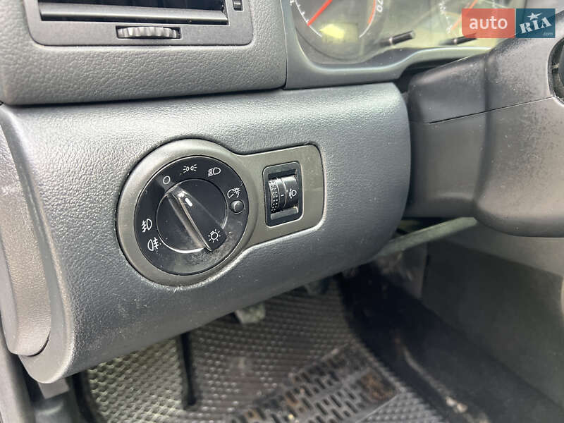 Лифтбек Skoda Octavia 2010 в Киеве фото 17 Лифтбек Skoda Octavia 2010 в Киеве