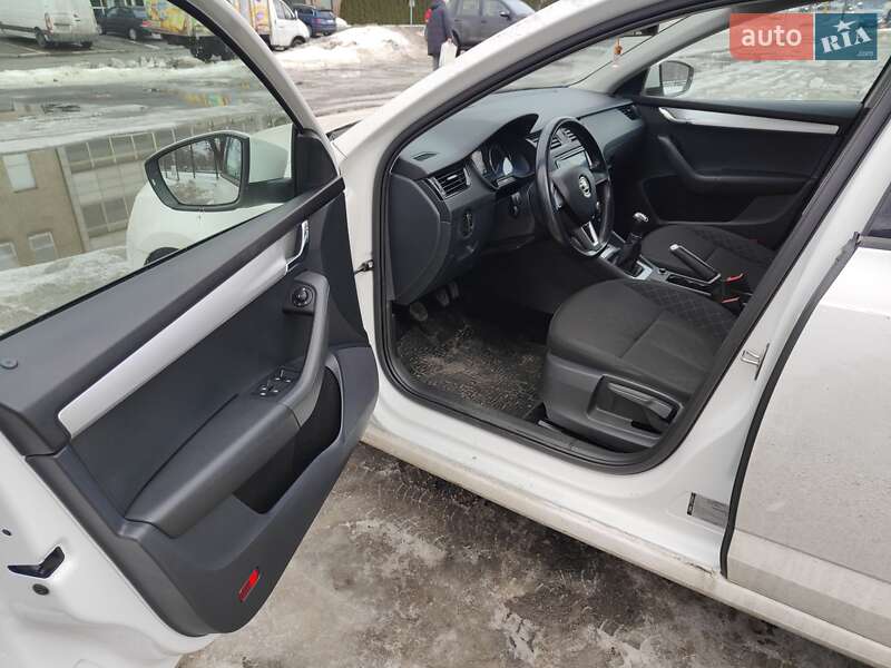 Лифтбек Skoda Octavia 2019 в Киеве фото 10 Лифтбек Skoda Octavia 2019 в Киеве