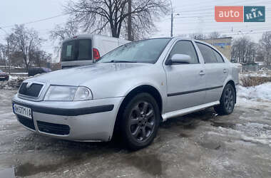 Ліфтбек Skoda Octavia 2001 в Чернігові