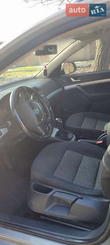 Универсал Skoda Octavia 2010 в Кривом Роге