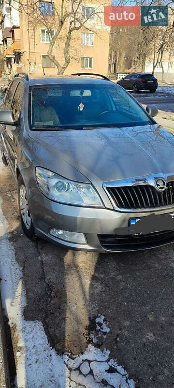 Универсал Skoda Octavia 2010 в Кривом Роге