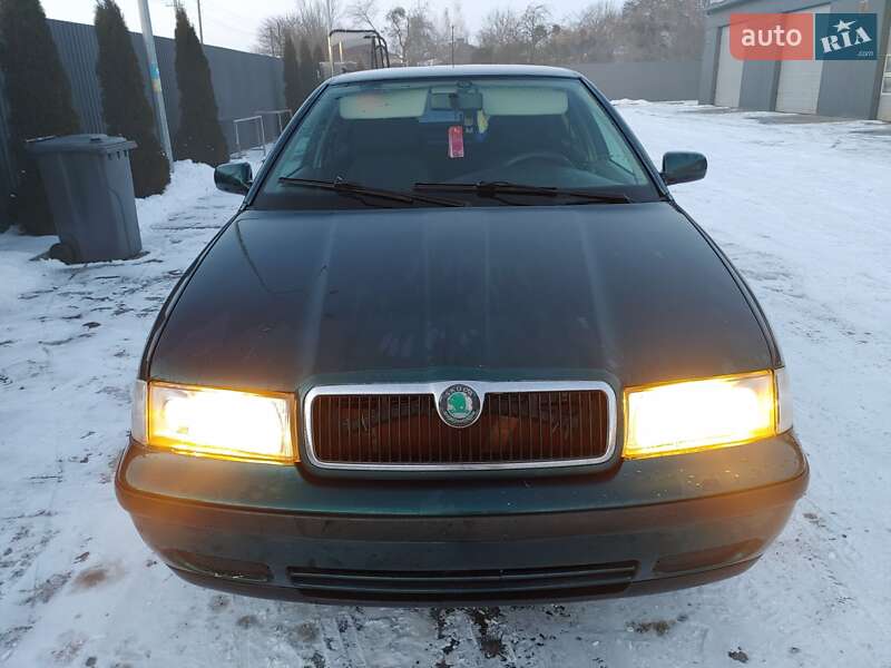 Лифтбек Skoda Octavia 1999 в Шептицькому